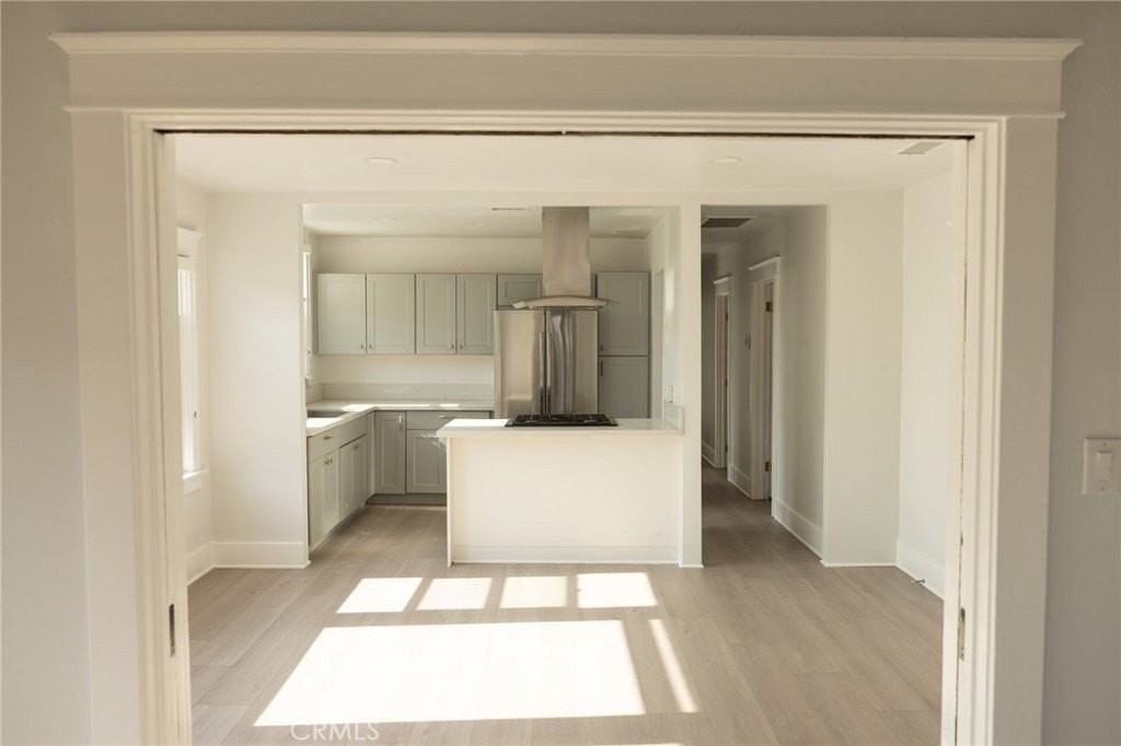 4345 Burns Ave - Photo 3 of 27