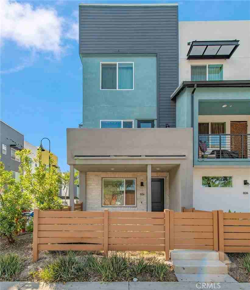 824 S Harbor Blvd - Photo 2 of 24