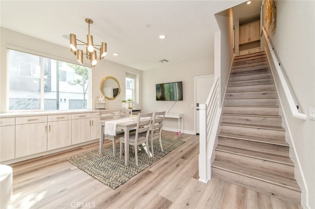 824 S Harbor Blvd - Photo 4 of 24