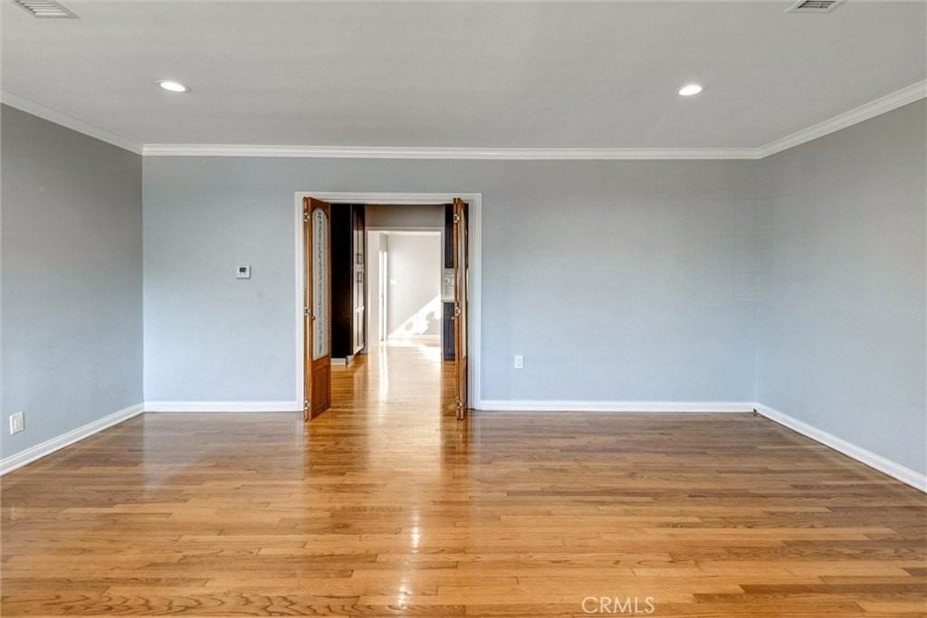 5251 W 124th St - Photo 5 of 27