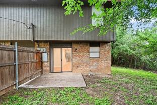 2101 Mistletoe Ave - Photo 1 of 1