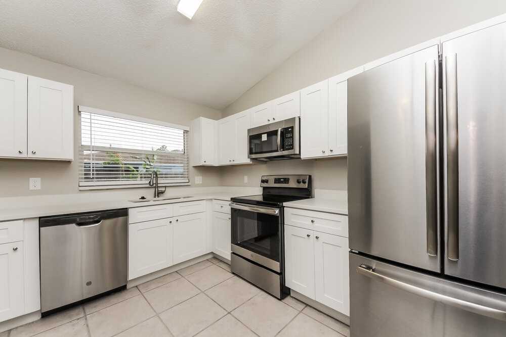 2 Coventry Ct - Photo 6 of 15