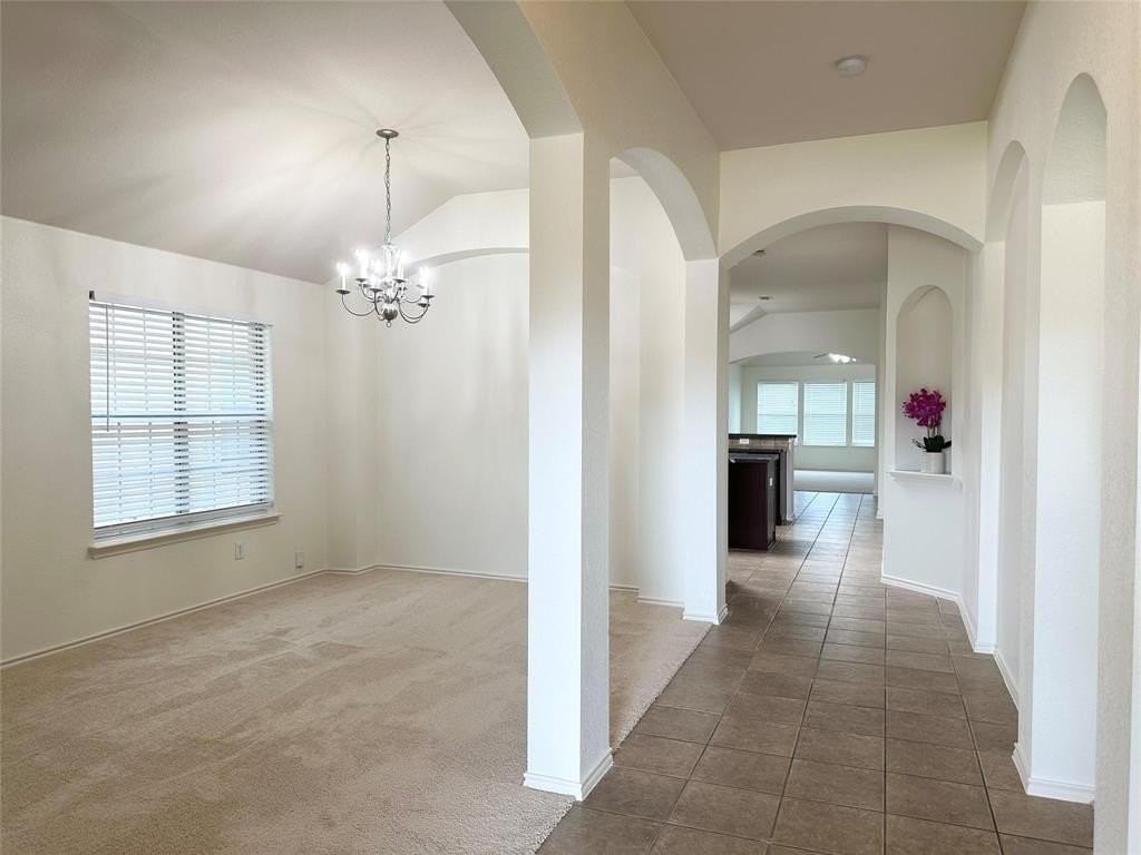 1096 Wetland Dr - Photo 3 of 16