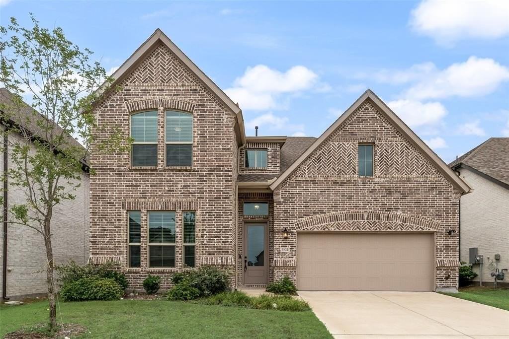 3102 Bunting Dr - Photo 2 of 18