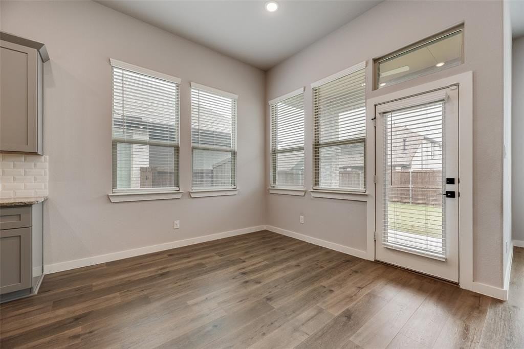 3102 Bunting Dr - Photo 5 of 18