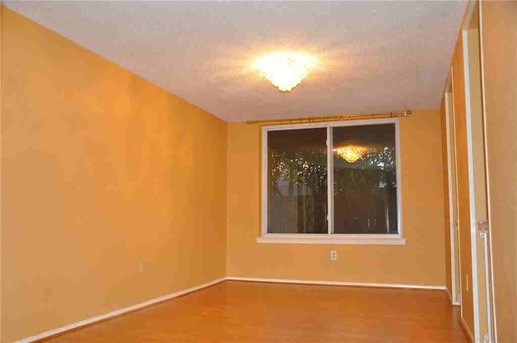 3629 Marwick Dr - Photo 6 of 17