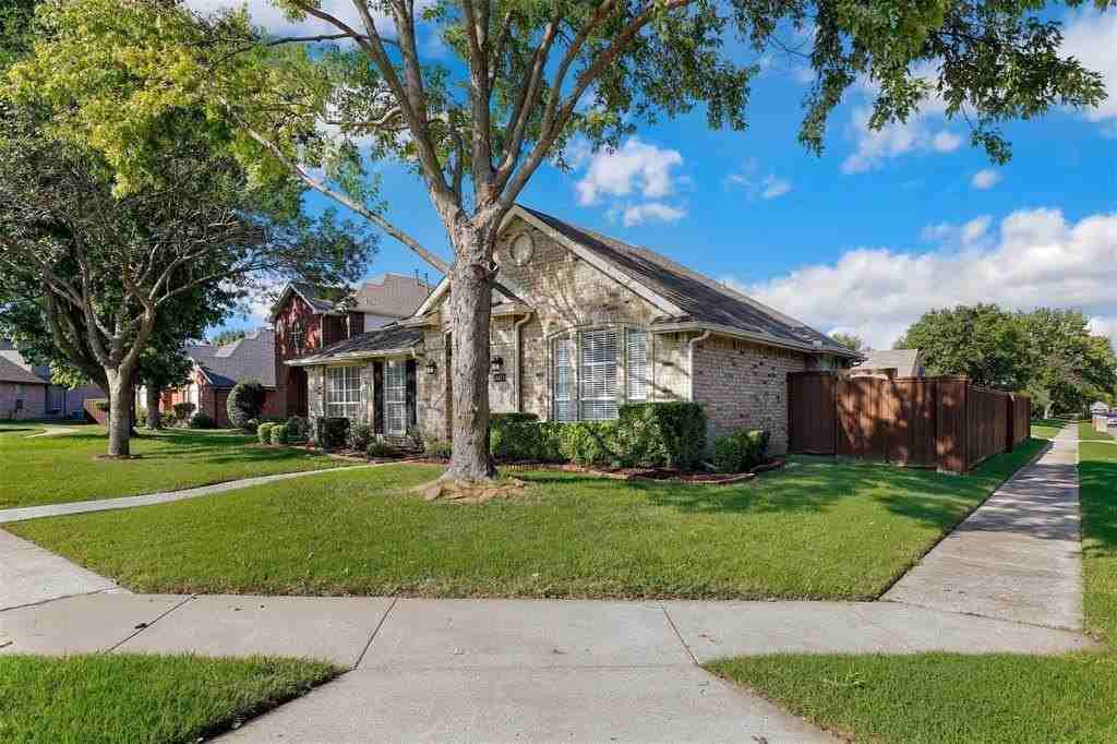 6113 Frisco Square Blvd - Photo 2 of 34