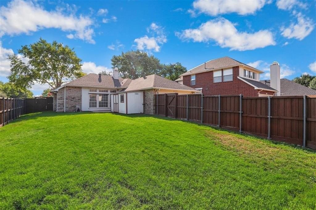 6113 Frisco Square Blvd - Photo 5 of 34
