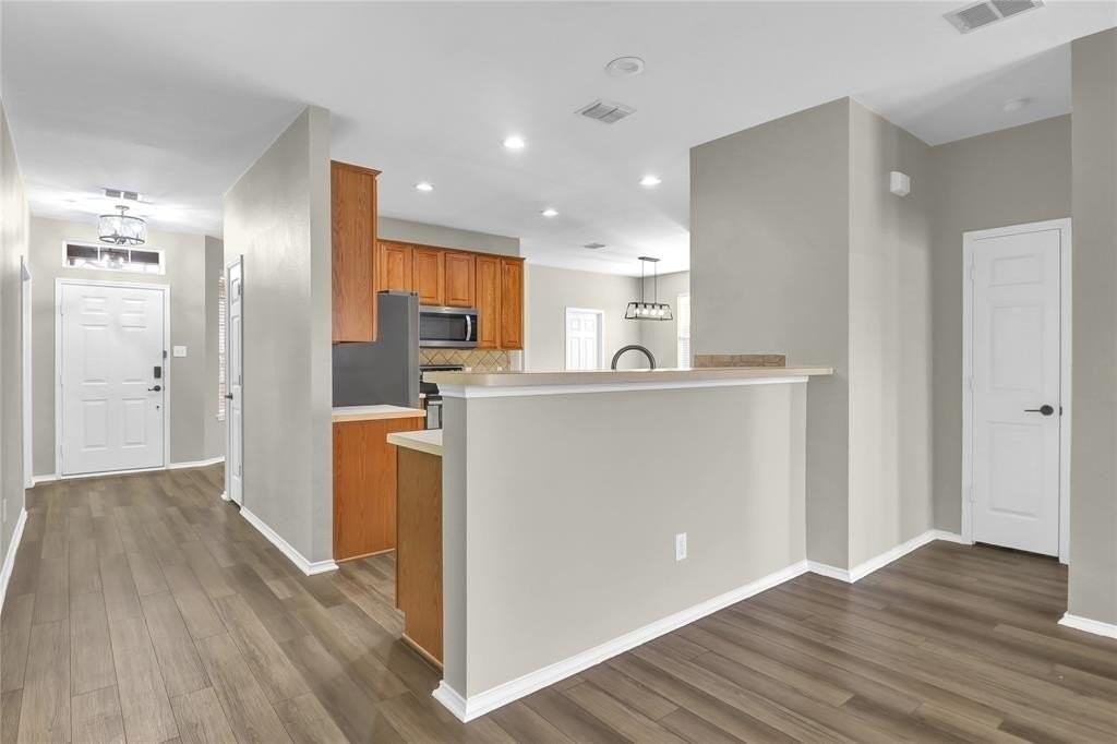 6408 Courtyards Dr - Photo 6 of 28