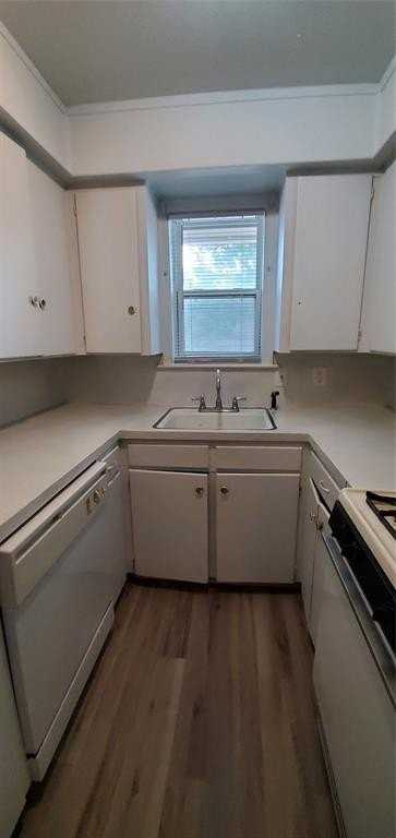 2404 Louise St #10 - Photo 5 of 12