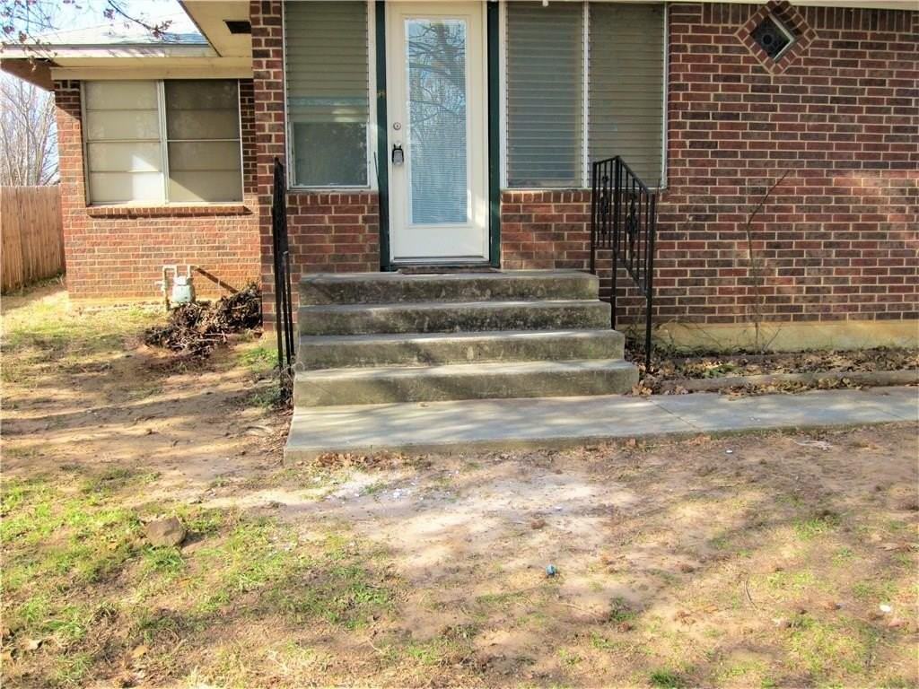 709 Jannie St - Photo 2 of 27