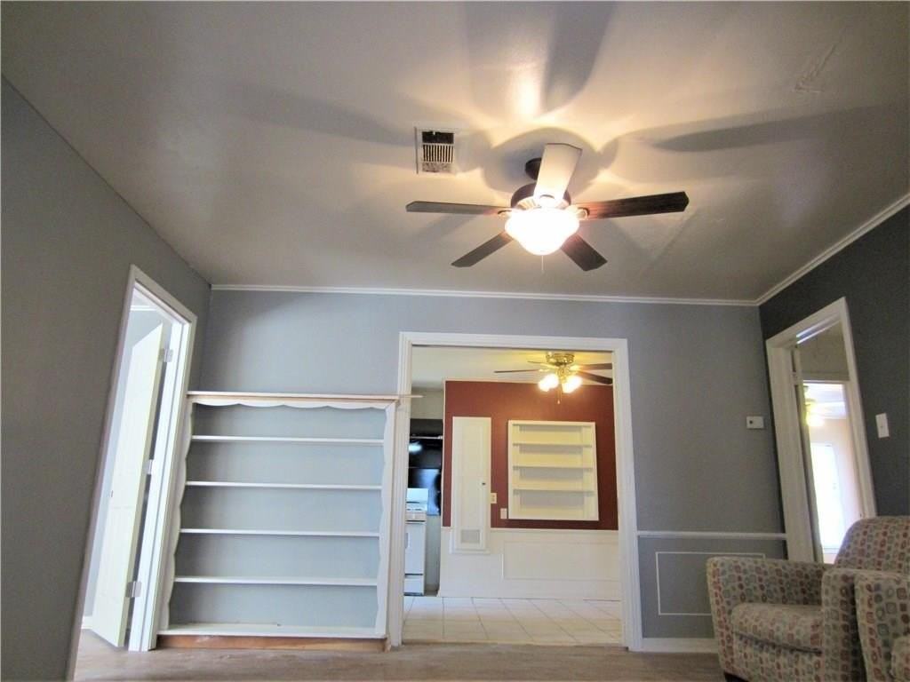 709 Jannie St - Photo 4 of 27