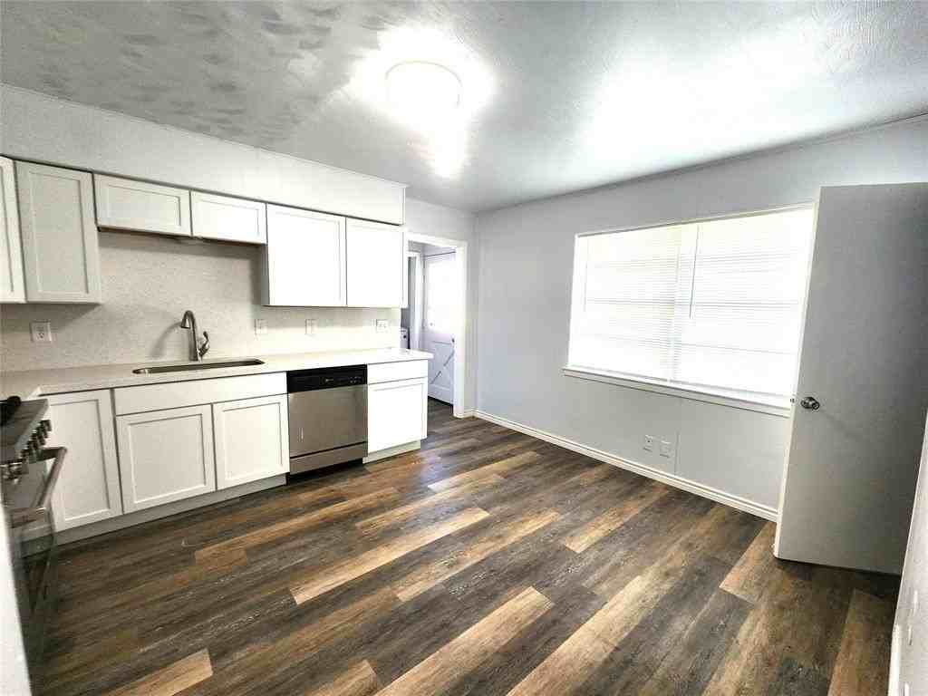 3604 Valley View Rd - Photo 5 of 13