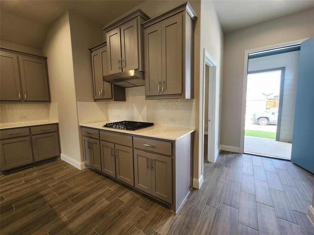 2309 Ruff Rd - Photo 6 of 32