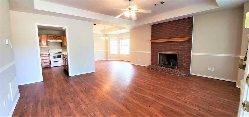 3117 N Bell Ave - Photo 2 of 24
