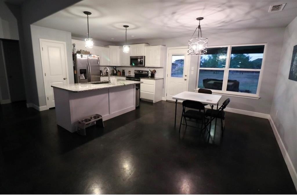 350 Hog Eye Rd - Photo 4 of 22