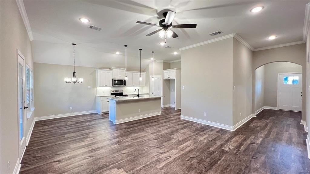 804 Ransom Way - Photo 4 of 22