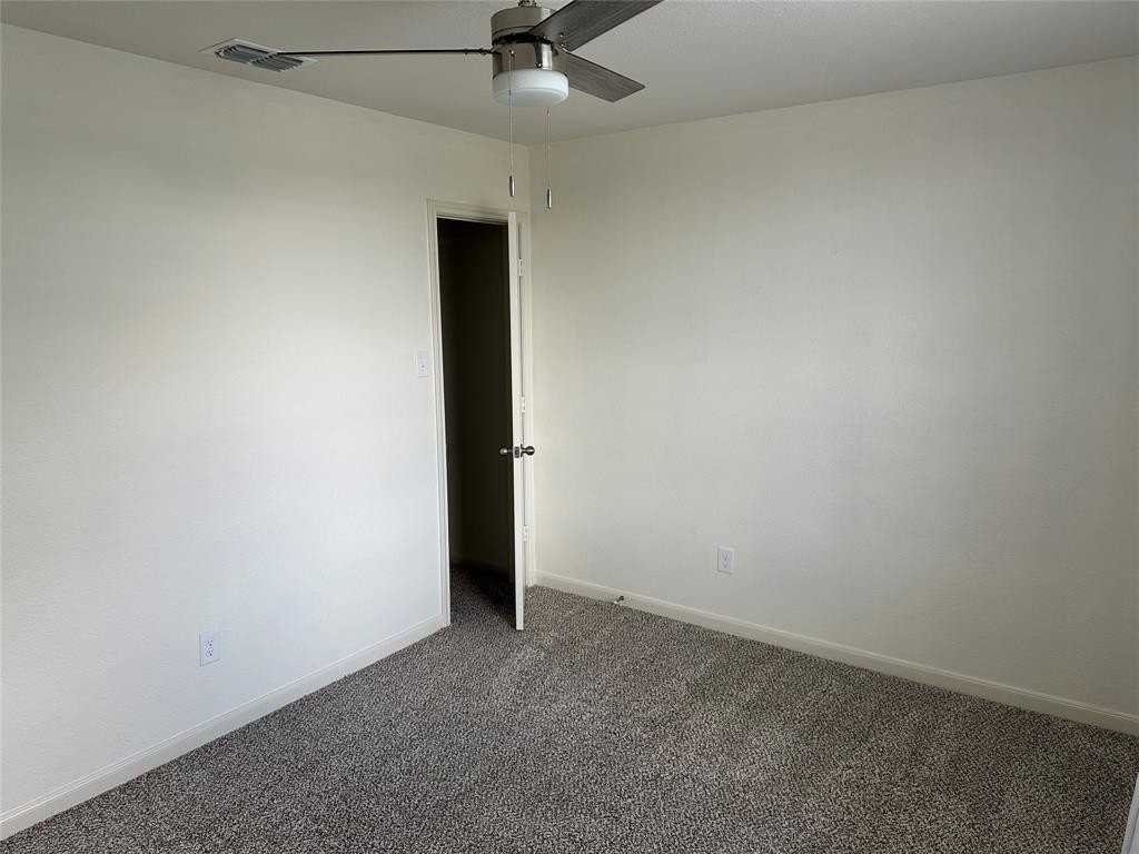 13624 Mineral Rd - Photo 3 of 26