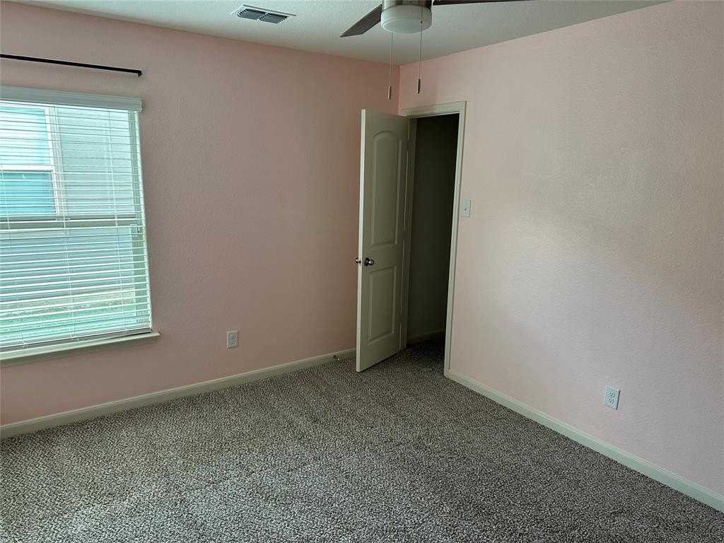 13624 Mineral Rd - Photo 7 of 26