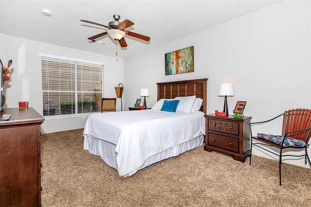 7120/7011 Village Way #1530 - Photo 6 of 16