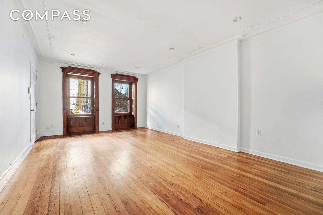 523 3rd St - Photo 2 of 11