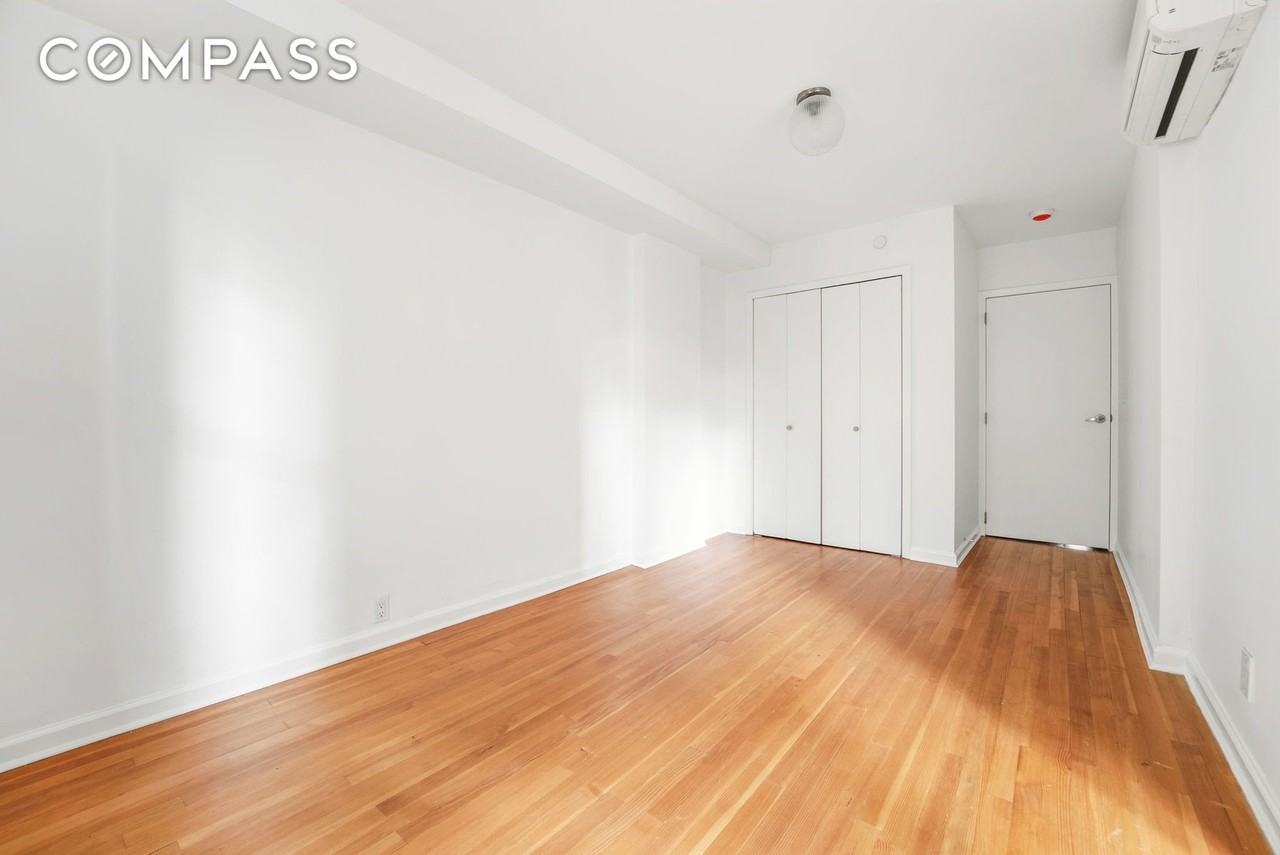 523 3rd St - Photo 7 of 11