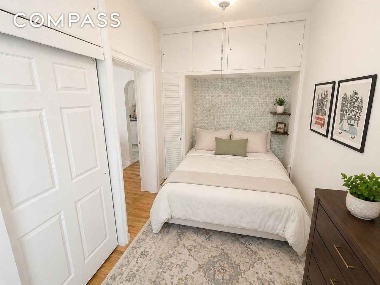 1462 1st Ave #3W - Photo 4 of 5