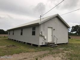 featured image of 5207 Jefferson Island Rd
