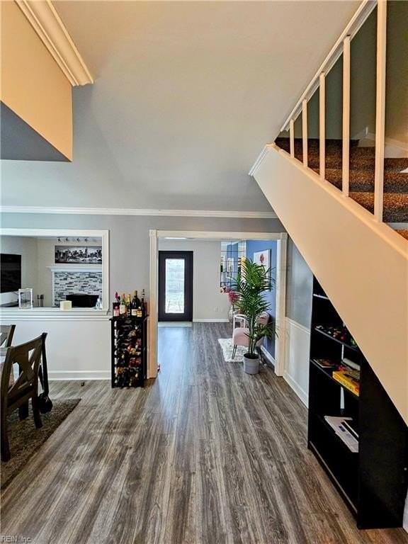 409 Shagbark Rd - Photo 2 of 26