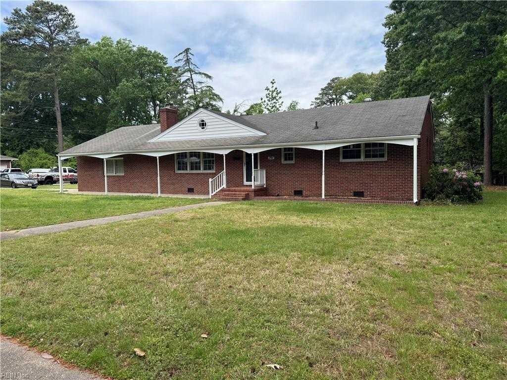 390 Hiden Blvd - Photo 2 of 12