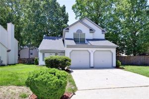 featured image of 1596 Winthrope Dr