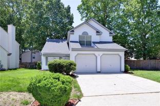 1596 Winthrope Dr - Photo 1 of 1