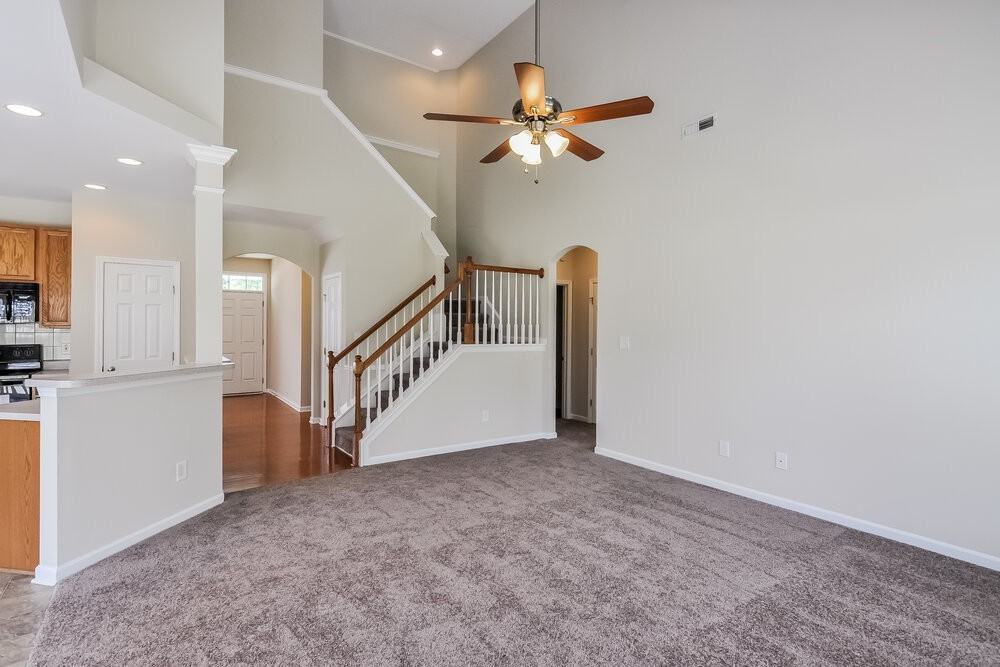 802 Shefford Town Dr - Photo 4 of 20