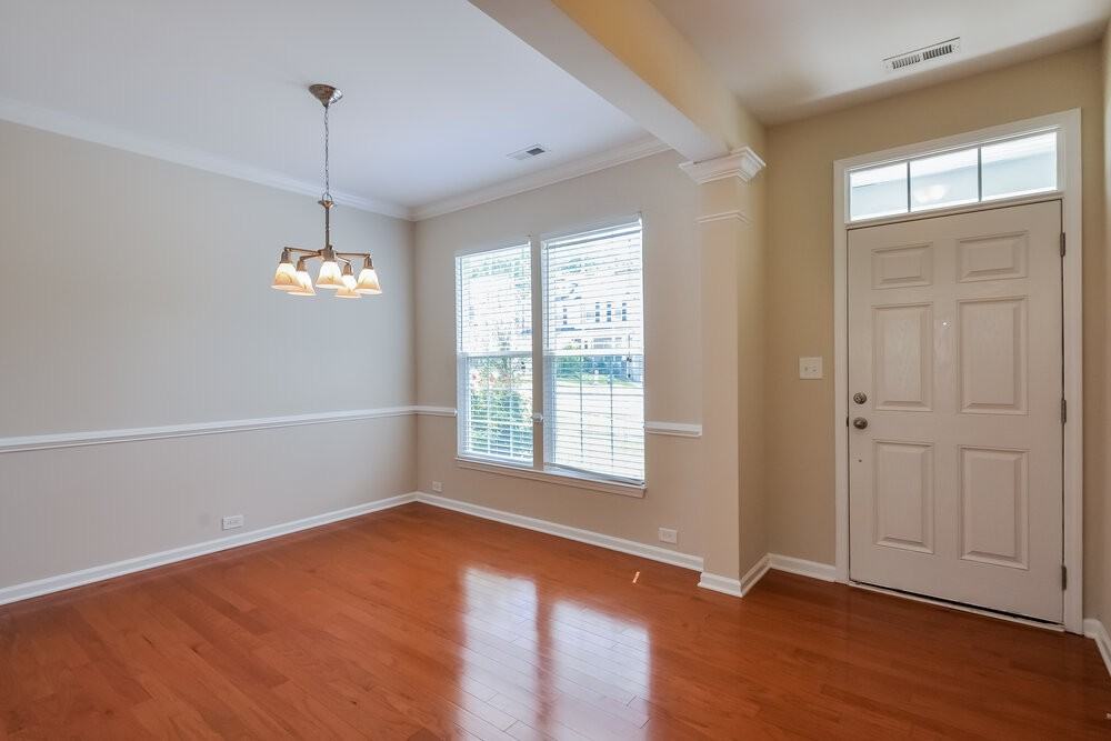 802 Shefford Town Dr - Photo 5 of 20