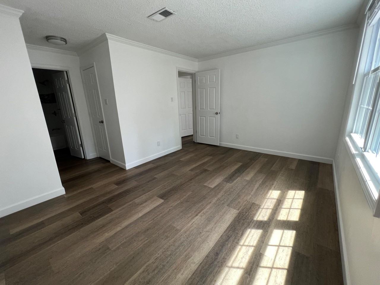 1113 Huntmaster Ter Ne #101 - Photo 2 of 34