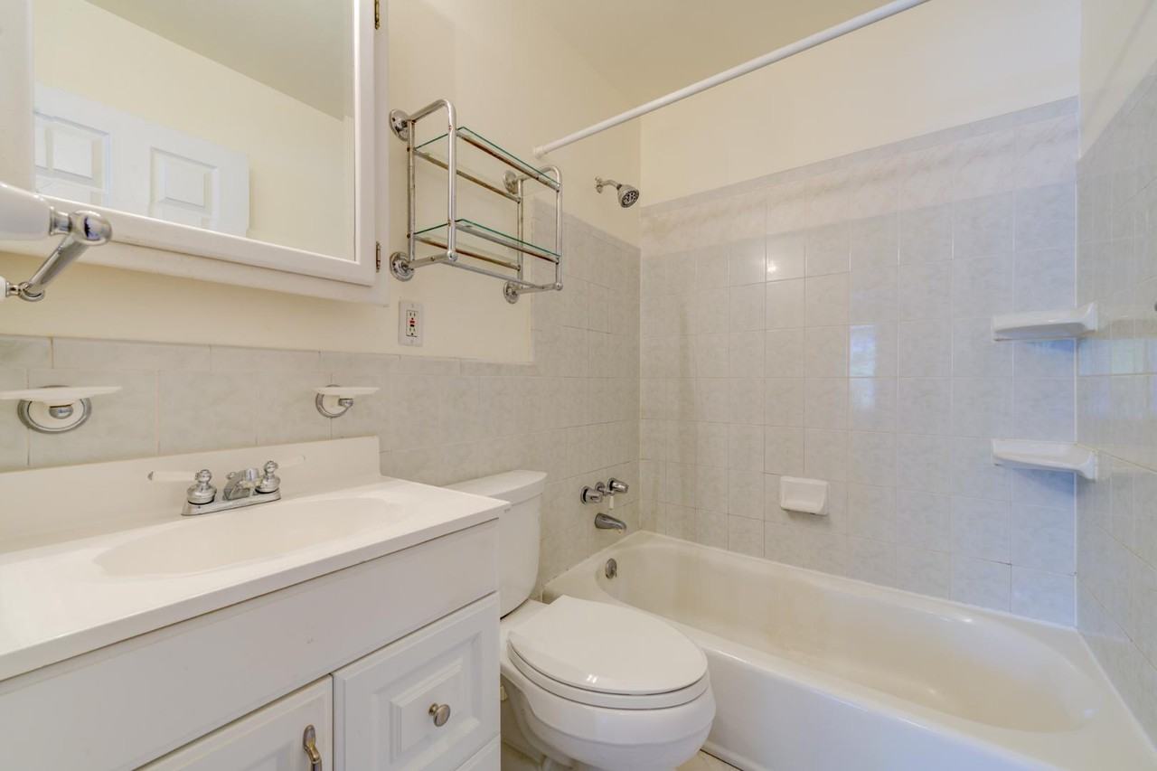 116 Graham Rd - Photo 3 of 14