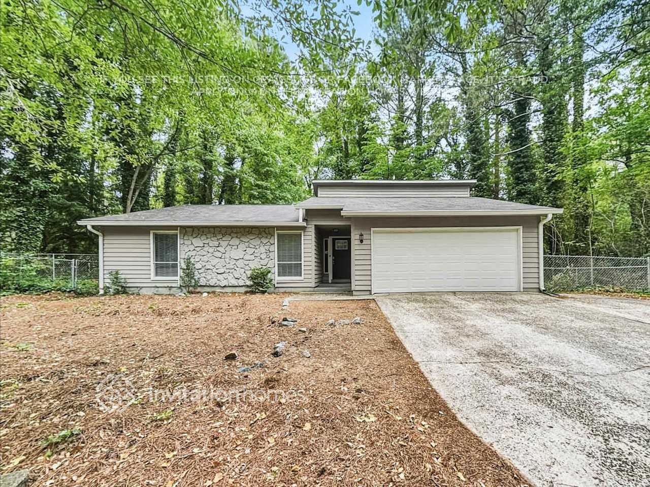4536 Jamerson Forest Pkwy - Photo 3 of 20