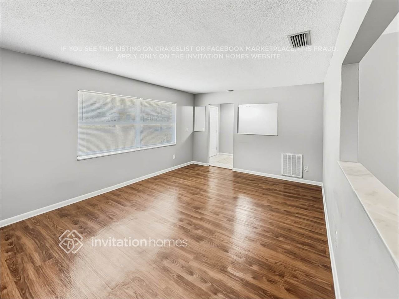 900 Vincent Dr - Photo 5 of 21