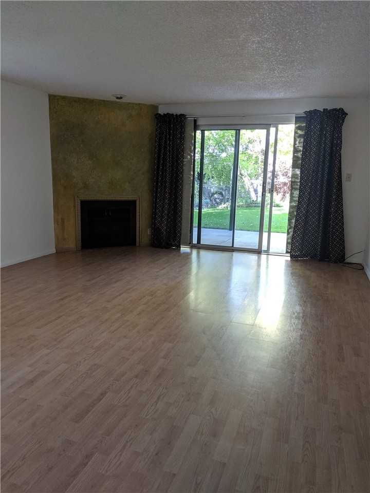 685 N De Soto St - Photo 2 of 24