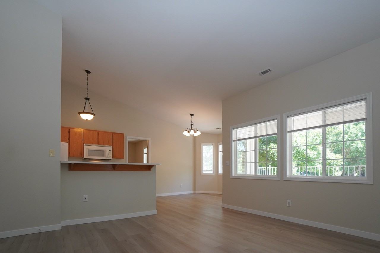 6589 W Lucky Ln #202 - Photo 6 of 50