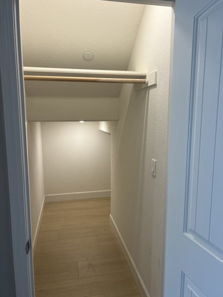 3073 Brandenburber Dr #1 - Photo 6 of 39