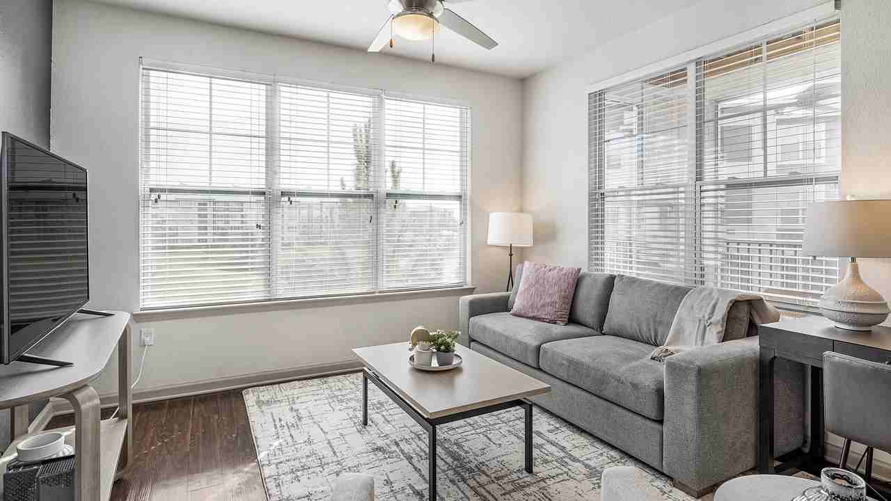 3232 North Garland Avenue, - Photo 2 of 48