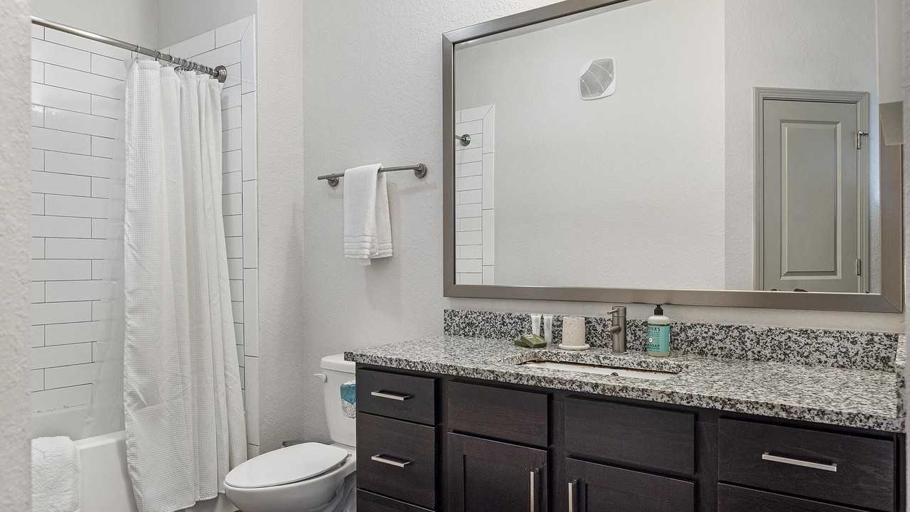 3232 North Garland Avenue, - Photo 7 of 48