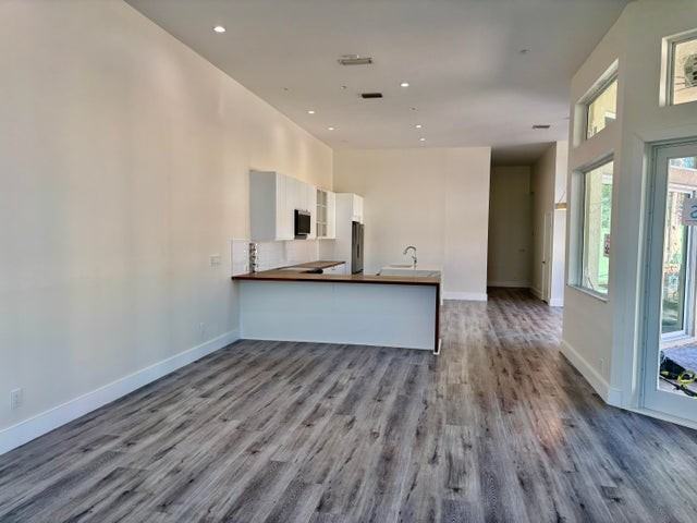 5865 Northwest 125th Avenue - Photo 5 of 7