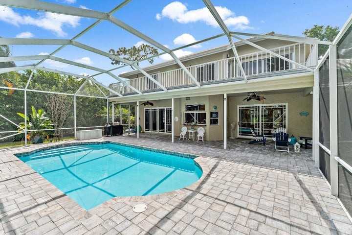19115 Southeast Coral Reef Lane - Photo 3 of 9