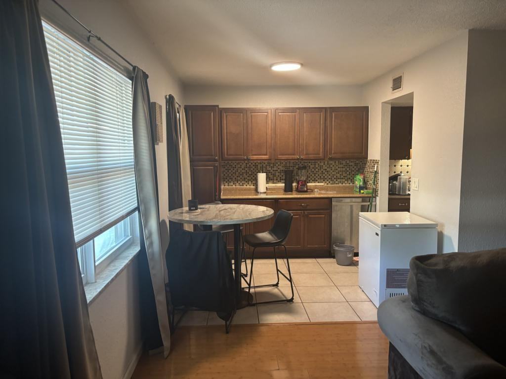 6080 22nd Ave N - Photo 2 of 11