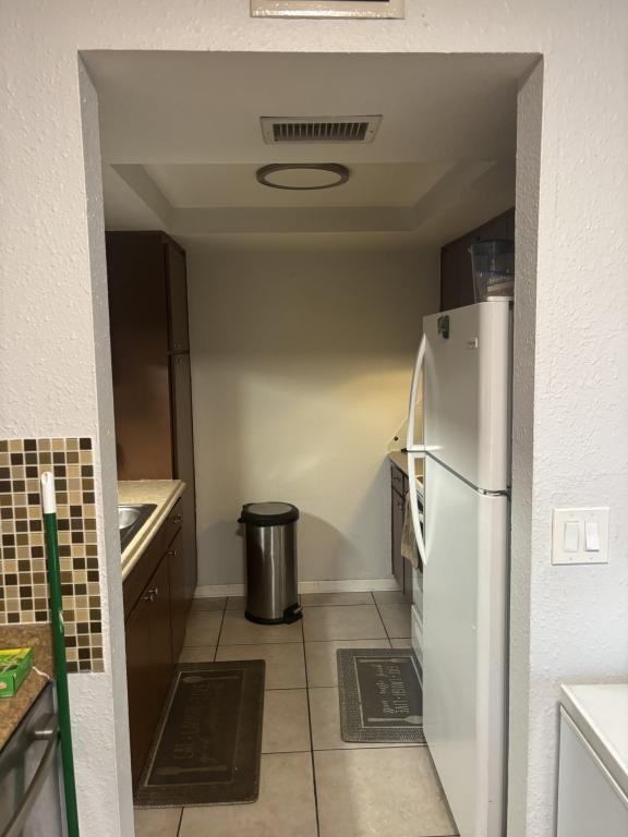 6080 22nd Ave N - Photo 4 of 11