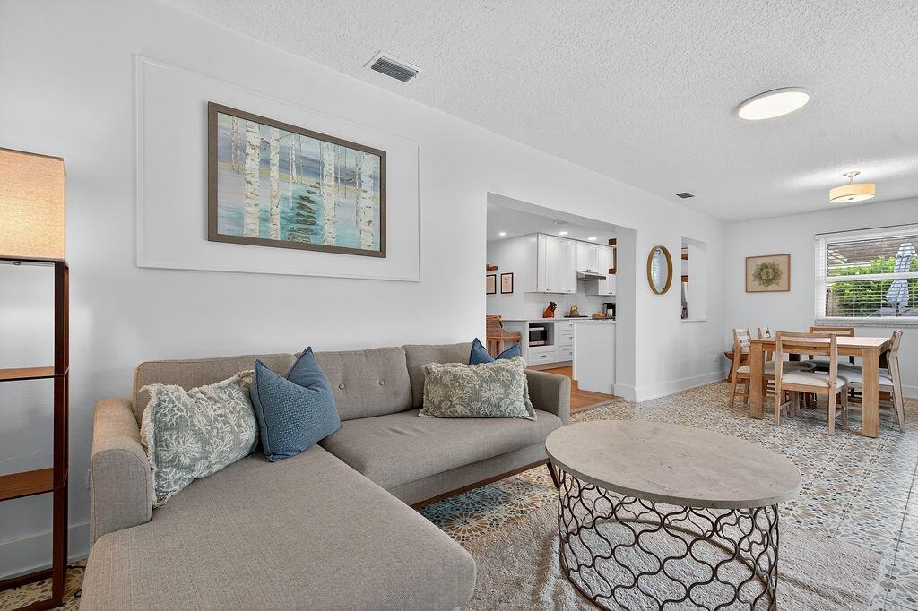 9627 Althea Way - Photo 6 of 9