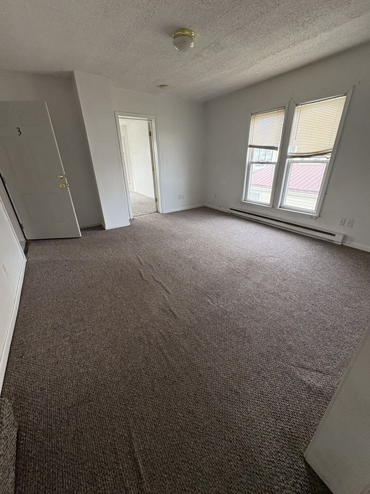 900 Highland Ave #2 - Photo 6 of 15