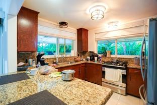 216 32nd Street - Photo 1 of 1
